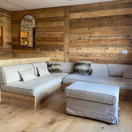 Incantevole Appartamento Stile Chalet Breuil Cervinia Luaran gambar