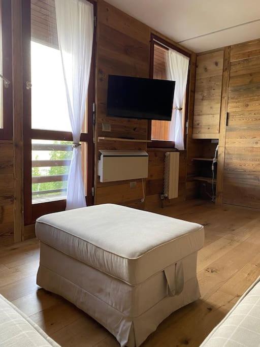 Incantevole Appartamento Stile Chalet Breuil Cervinia Luaran gambar