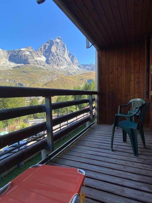 Incantevole Appartamento Stile Chalet Breuil Cervinia Luaran gambar